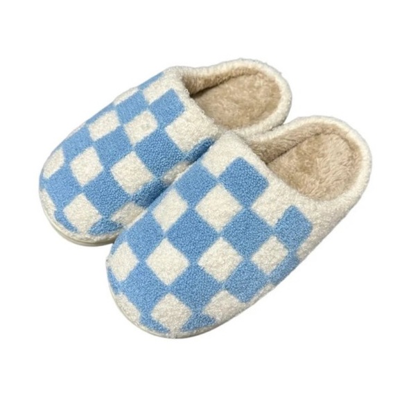 CLEARANCE $10 start ❤️Checker Cute Soft Plush Comfy Winter Slipper - Picture 3 of 3
